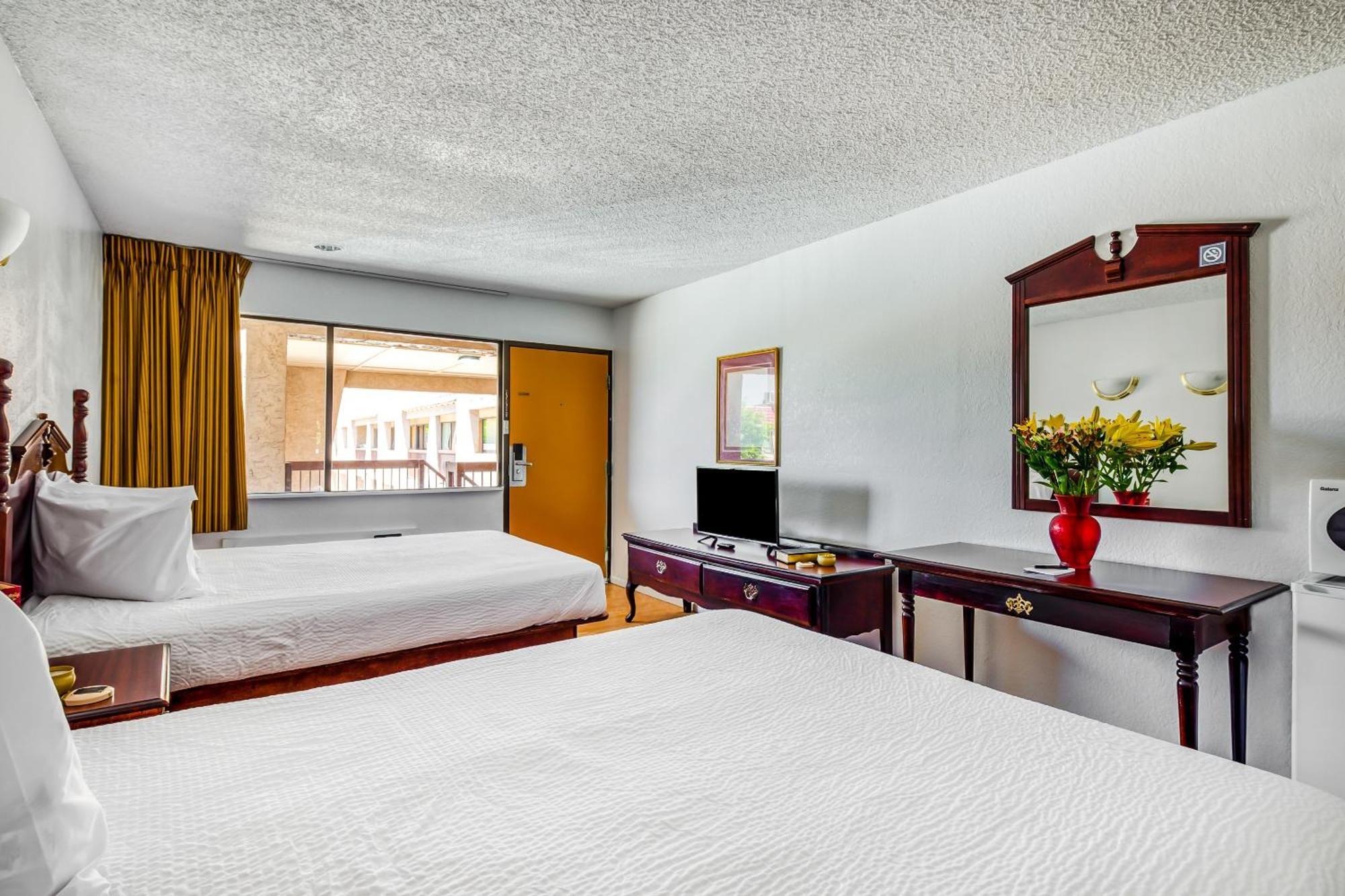 OYO Hotel Groesbeck Buitenkant foto