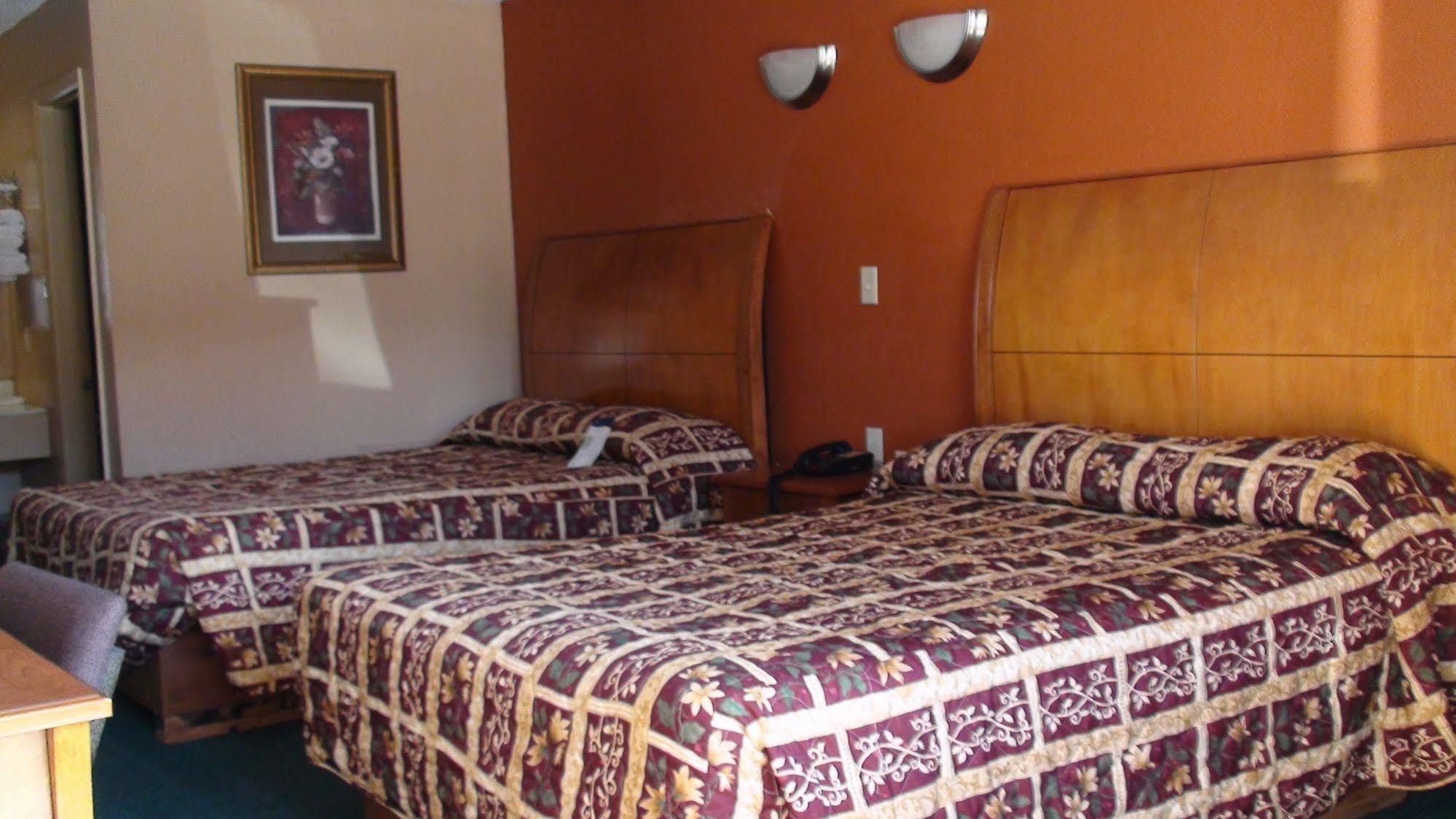OYO Hotel Groesbeck Buitenkant foto